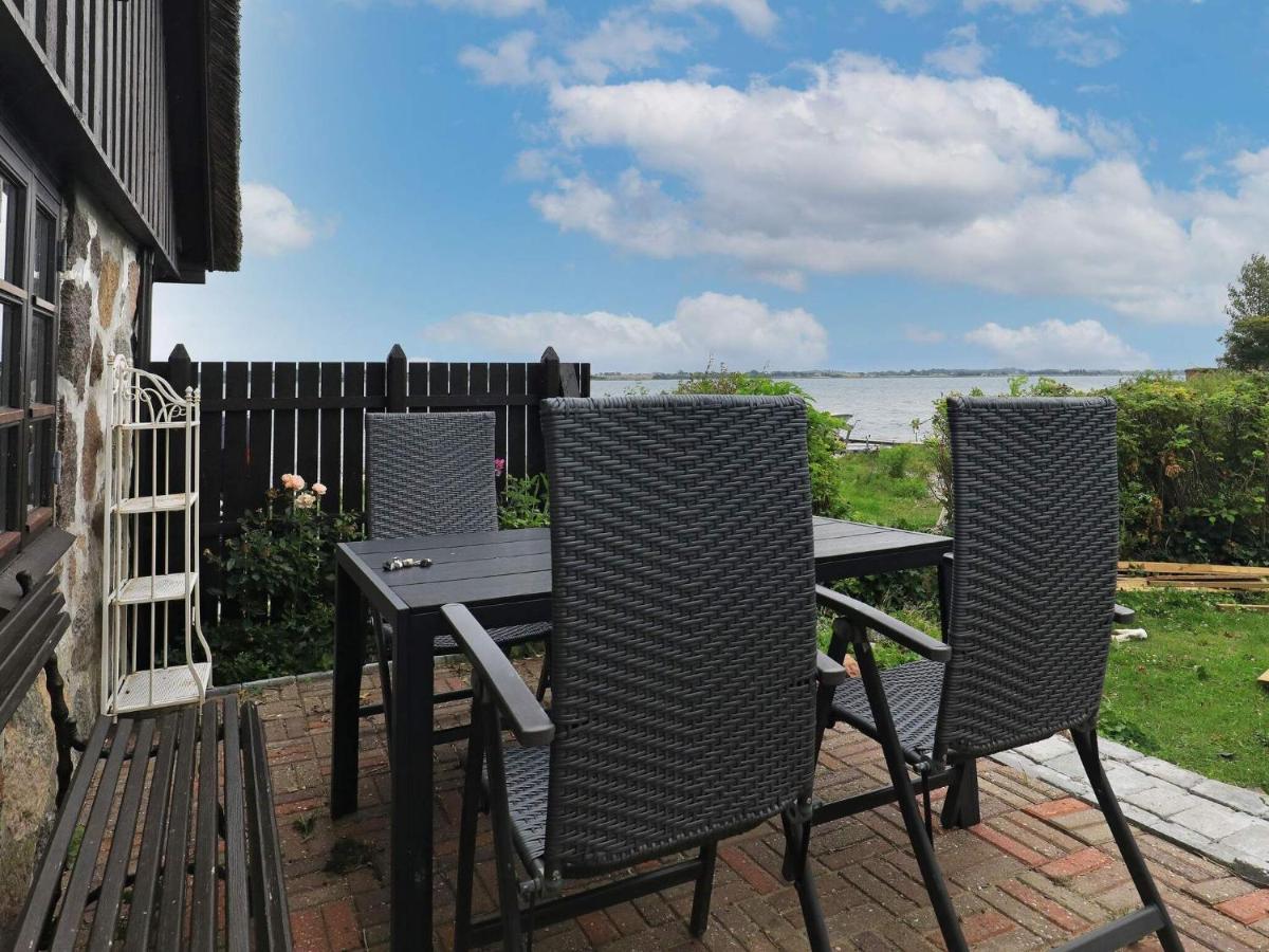 4 Person Holiday Home In Mesinge Exterior photo